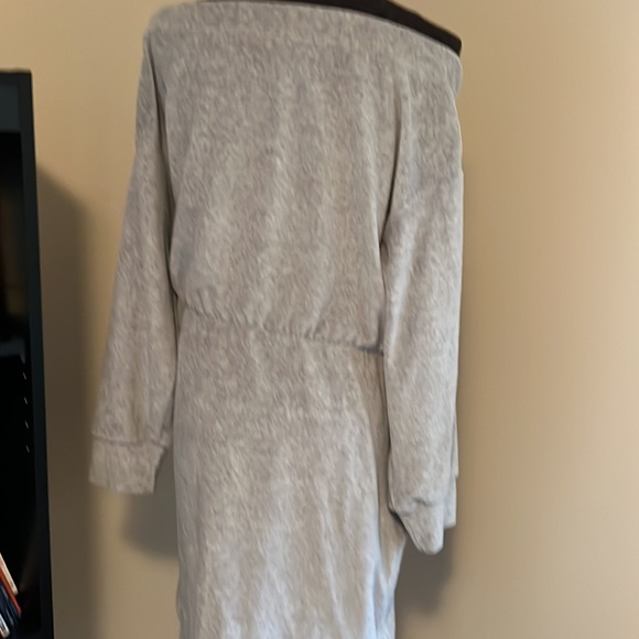 Anthropologie off-the-shoulder gray fleece dress - Picture 4 of 8
